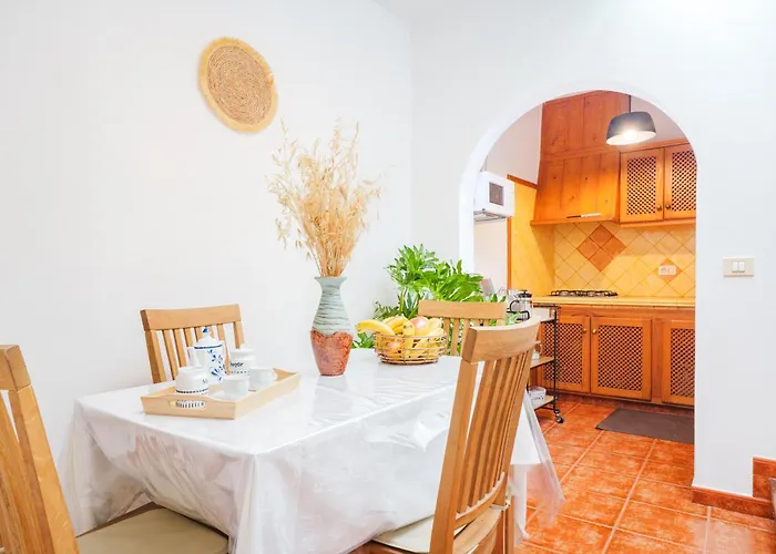 Casa Petra - Traditional Canary House