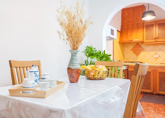 Casa Petra - Traditional Canary House 펜션 *